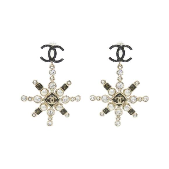 CHANEL Black Earrings - Picture 1 of 3
